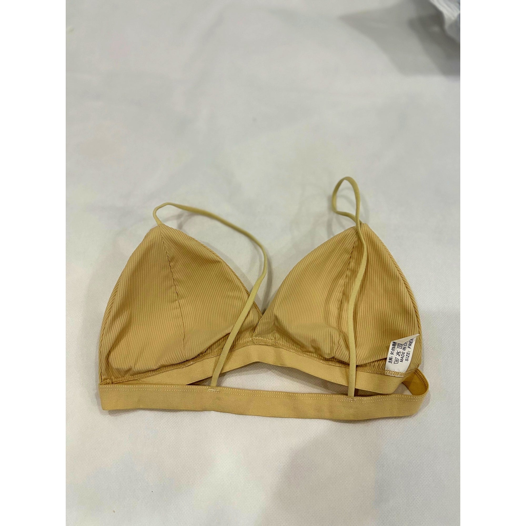 V-CUP Soft and Smooth Thin Elastane Light Weight Padded Bra